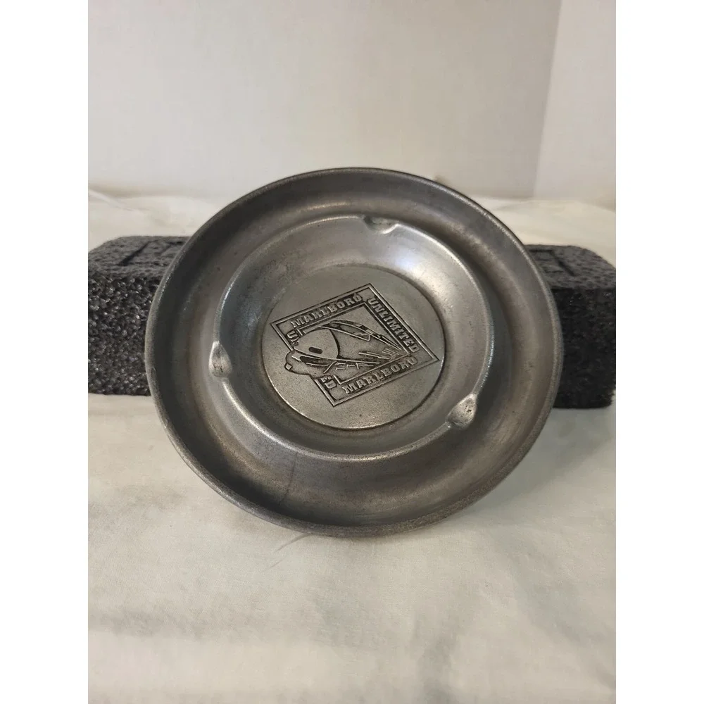 Marlboro Unlimited Round Metal Ashtray Silver & Black Train